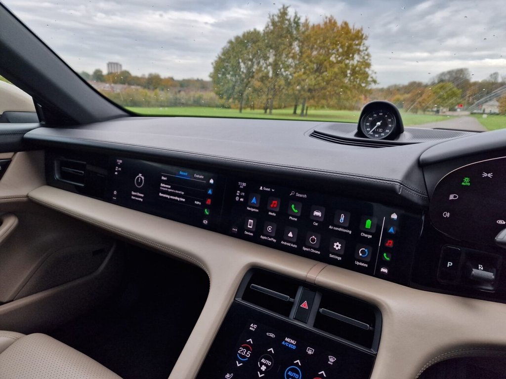 Used Porsche Taycan 2021 for sale - 76716333: Photo 26