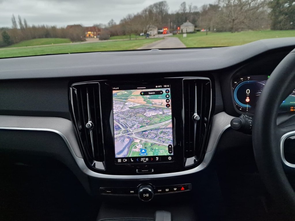 Used Volvo V60 2023 for sale - 77372898: Photo 13