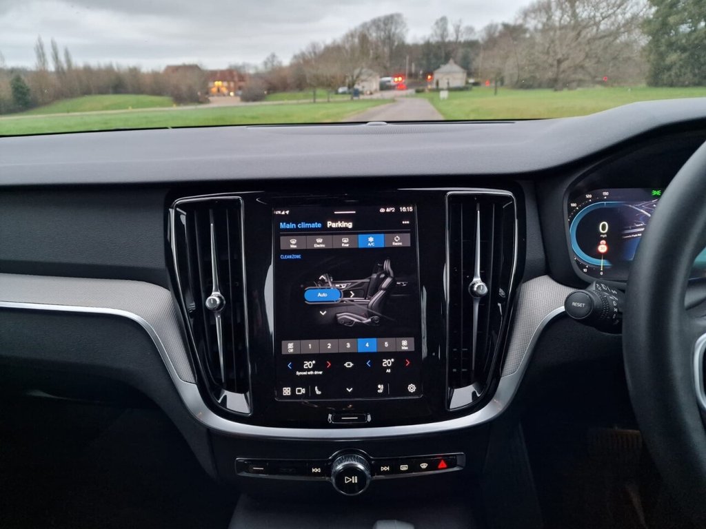 Used Volvo V60 2023 for sale - 77372898: Photo 14