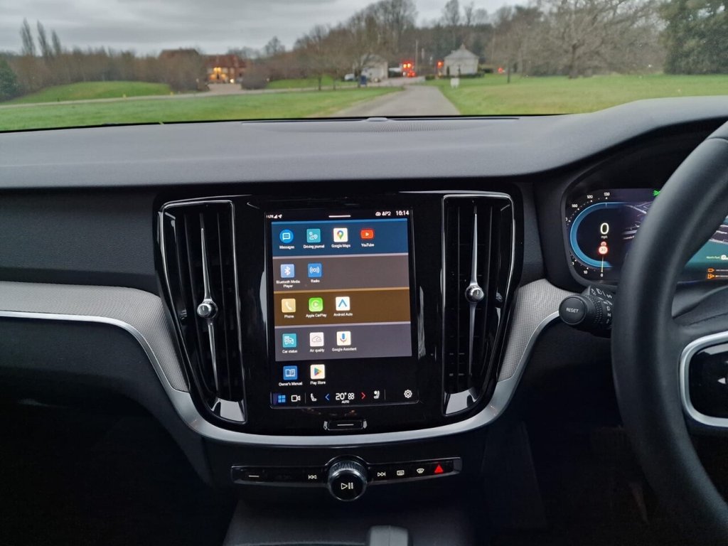 Used Volvo V60 2023 for sale - 77372898: Photo 16