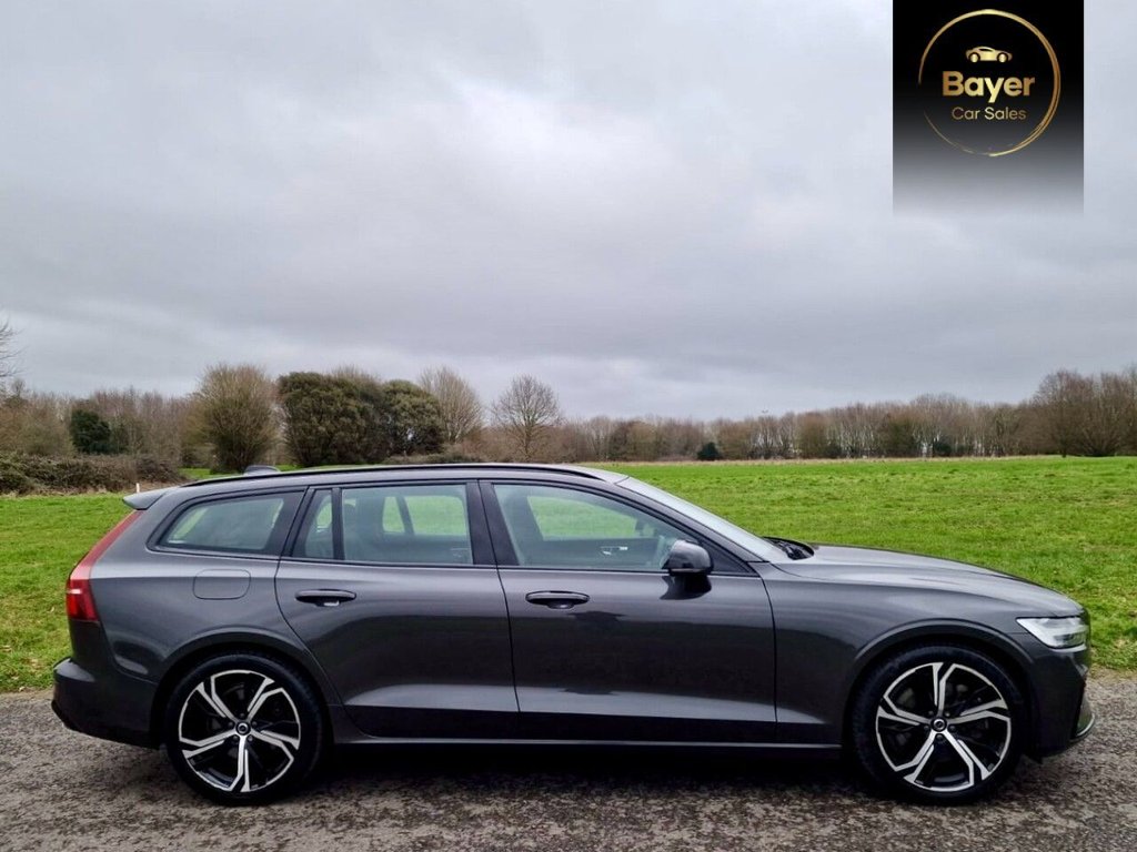 Used Volvo V60 2023 for sale - 77372898: Photo 3