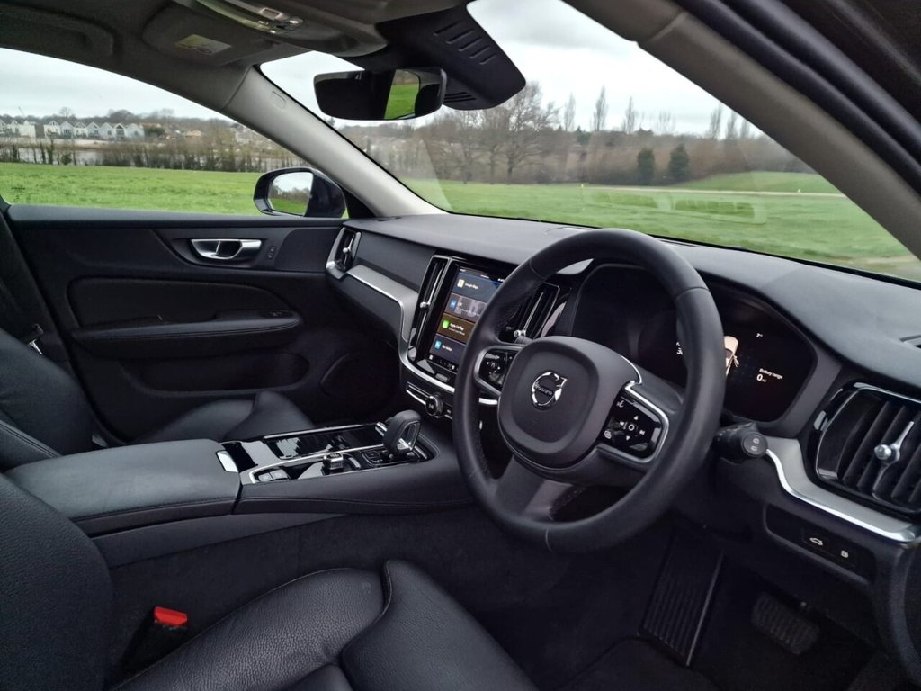 Used Volvo V60 2023 for sale - 77372898: Photo 9