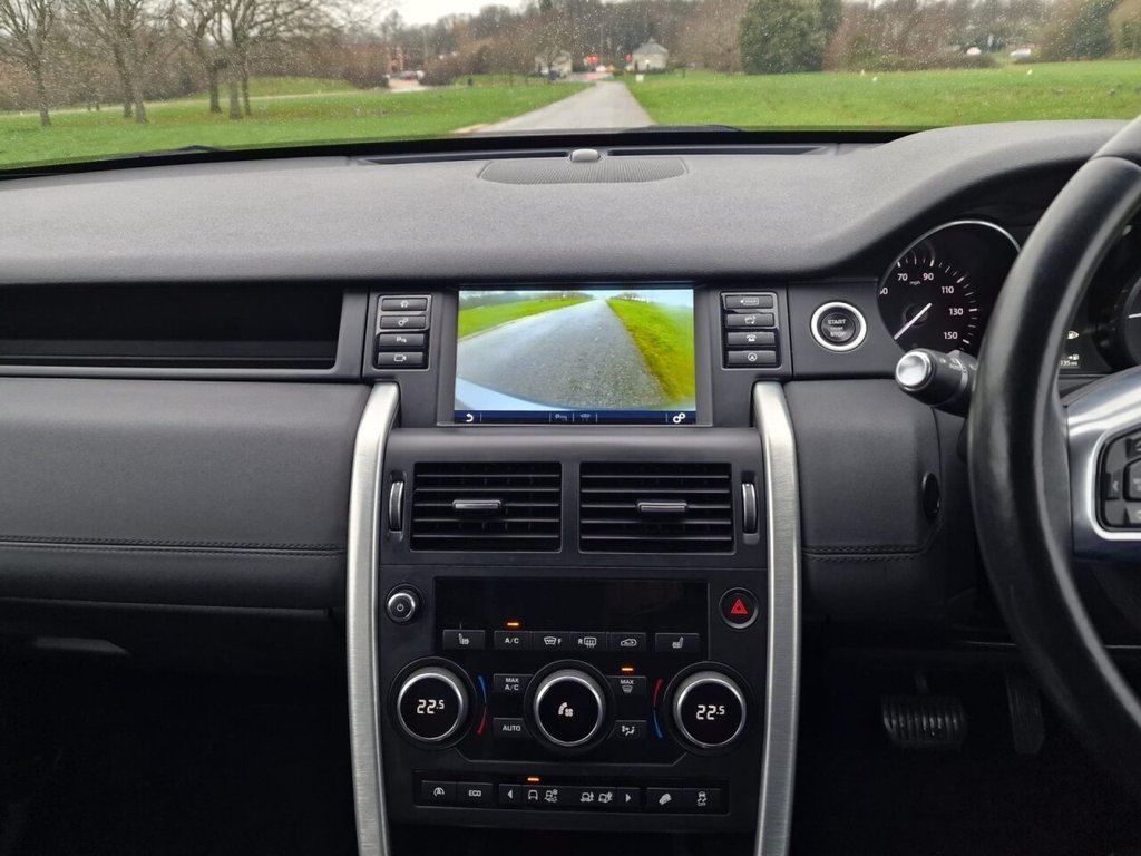 Used Land Rover Discovery Sport 2017 for sale - 76966274: Photo 13