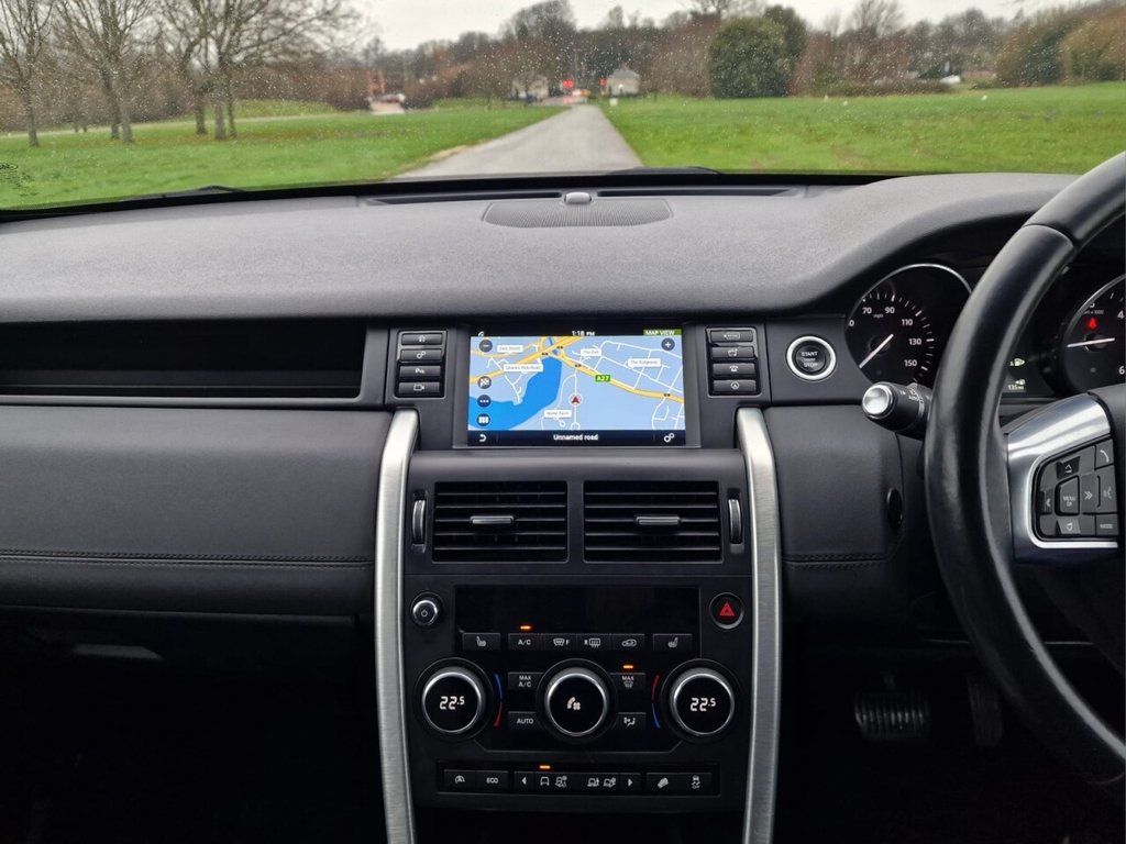 Used Land Rover Discovery Sport 2017 for sale - 76966274: Photo 16