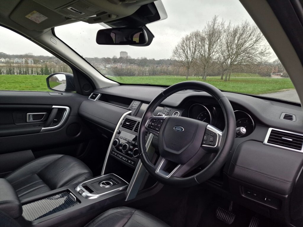 Used Land Rover Discovery Sport 2017 for sale - 76966274: Photo 17