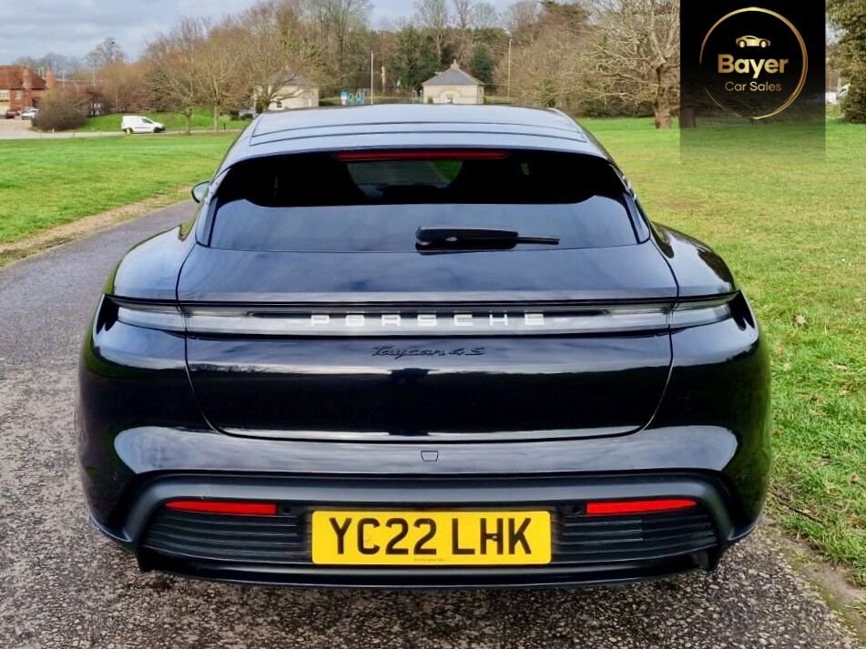 Used Porsche Taycan 2022 for sale - 77205439: Photo 24