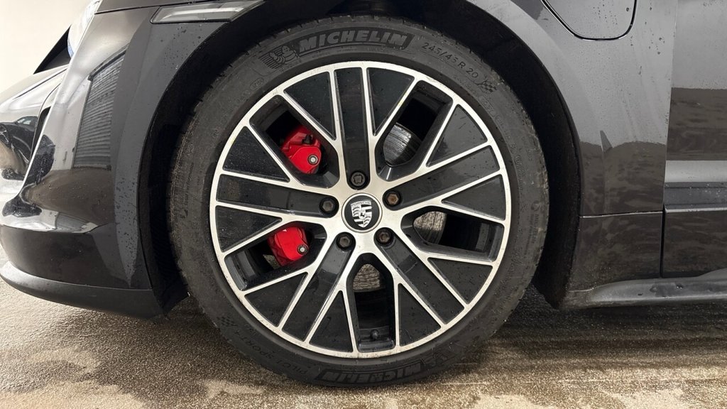 Used Porsche Taycan 2022 for sale - 77205439: Photo 6