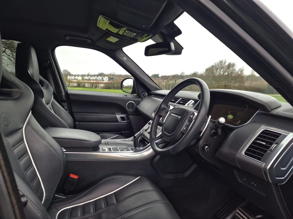 Used Land Rover Range Rover Sport 2015 for sale - 77302165: Photo 9