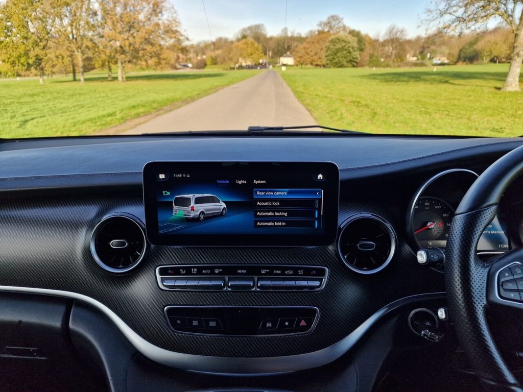 Used Mercedes-Benz V-Class 2023 for sale - 76717193: Photo 15