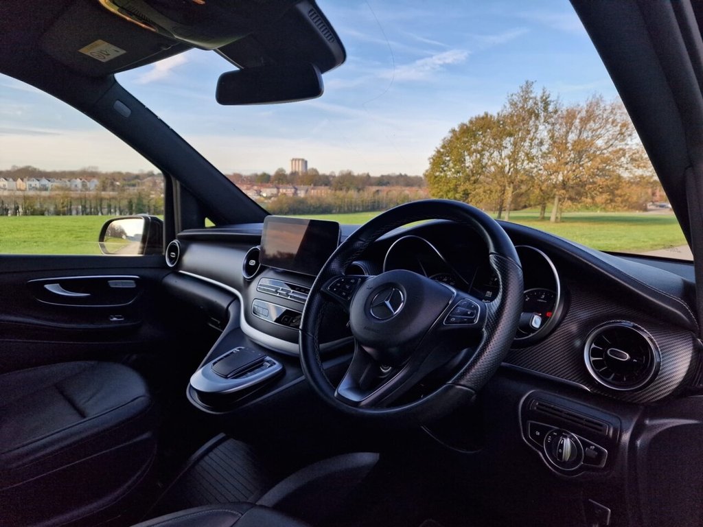 Used Mercedes-Benz V-Class 2023 for sale - 76717193: Photo 23