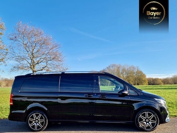 Used Mercedes-Benz V-Class 2023 for sale - 76717193: Photo