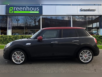 Used MINI Hatch 2018 for sale - 79154099: Photo