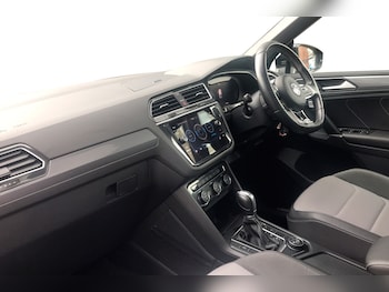 Used Volkswagen Tiguan 2018 for sale - 79154050: Photo