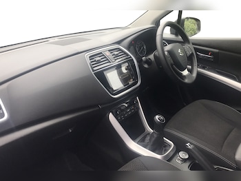 Used Suzuki SX4 S-Cross 2019 for sale - 79154071: Photo