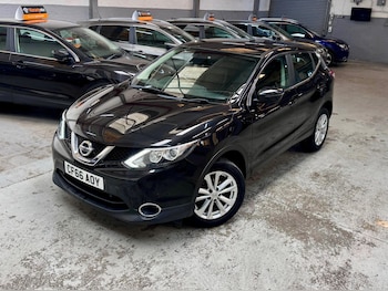 Used Nissan Qashqai 2017 for sale - 75478375: Photo