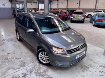 Used Volkswagen Touran 2011 for sale - 74934513: Photo