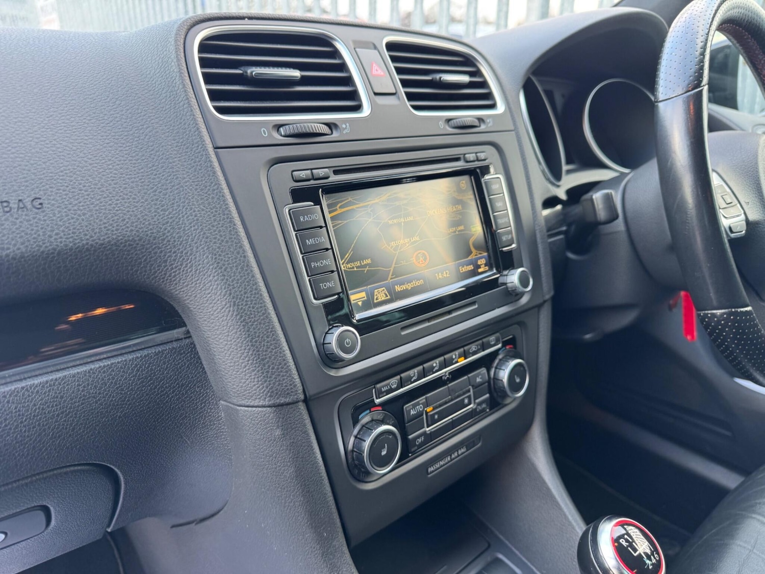 Used Volkswagen Golf 2010 for sale - 78148315: Photo 29