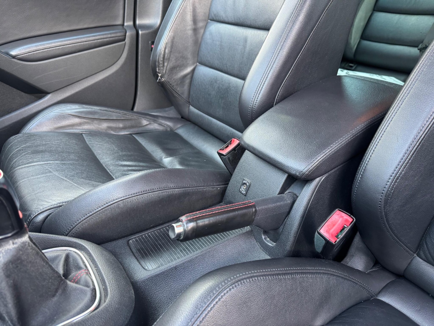 Used Volkswagen Golf 2010 for sale - 78148315: Photo 32