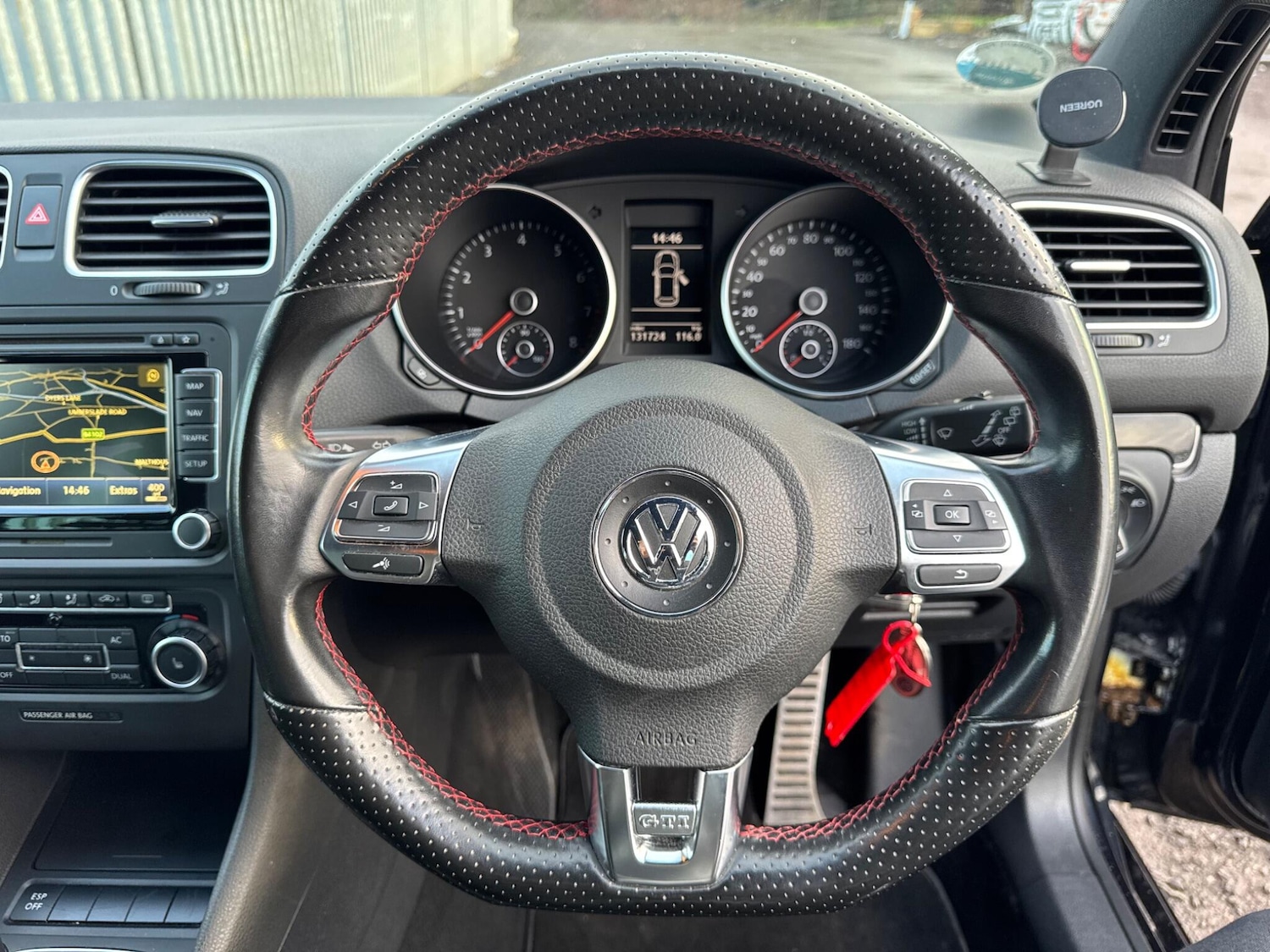 Used Volkswagen Golf 2010 for sale - 78148315: Photo 55