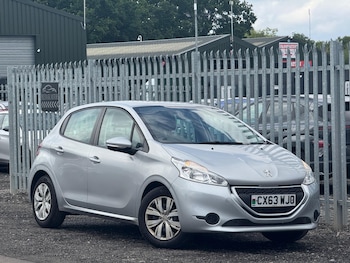 Used Peugeot 208 2019 for sale - 78020489: Photo