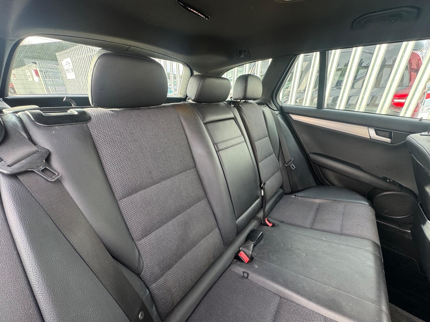 Used Mercedes-Benz C Class 2012 for sale - 78184258: Photo 16