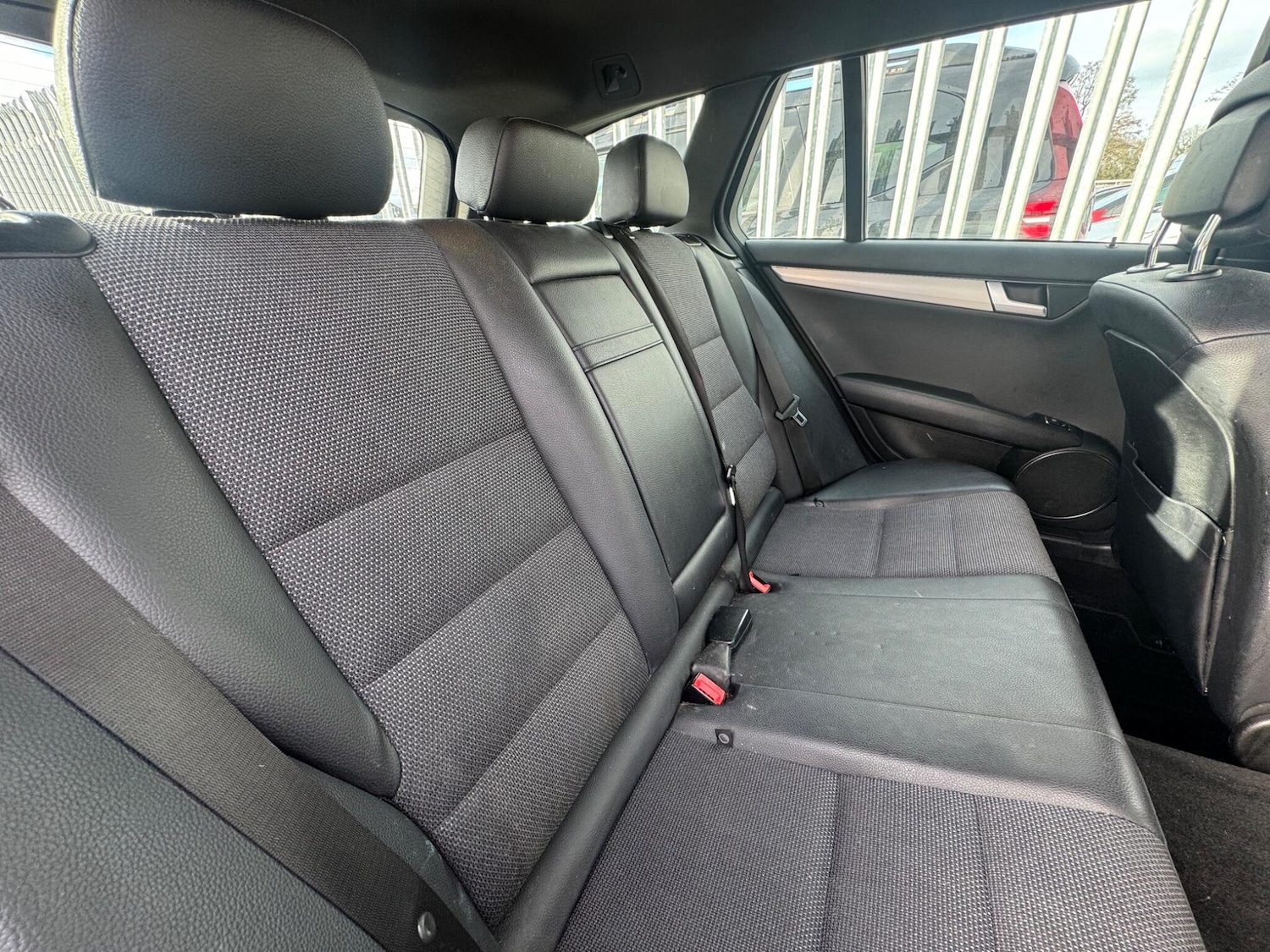 Used Mercedes-Benz C Class 2012 for sale - 78184258: Photo 17