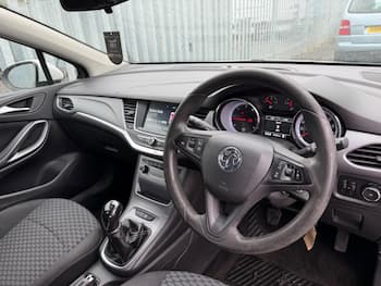 Used Vauxhall Astra 2015 for sale - 79698041: Photo