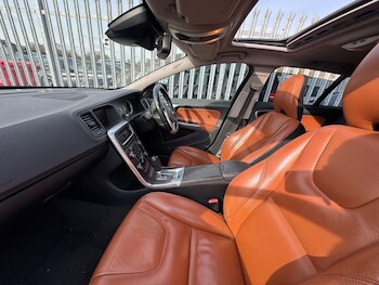 Used Volvo V60 2010 for sale - 78116446: Photo