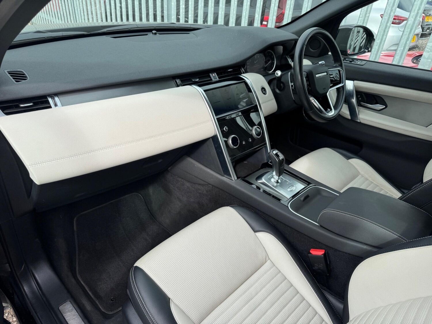 Used Land Rover Discovery Sport 2021 for sale - 78019230: Photo 22