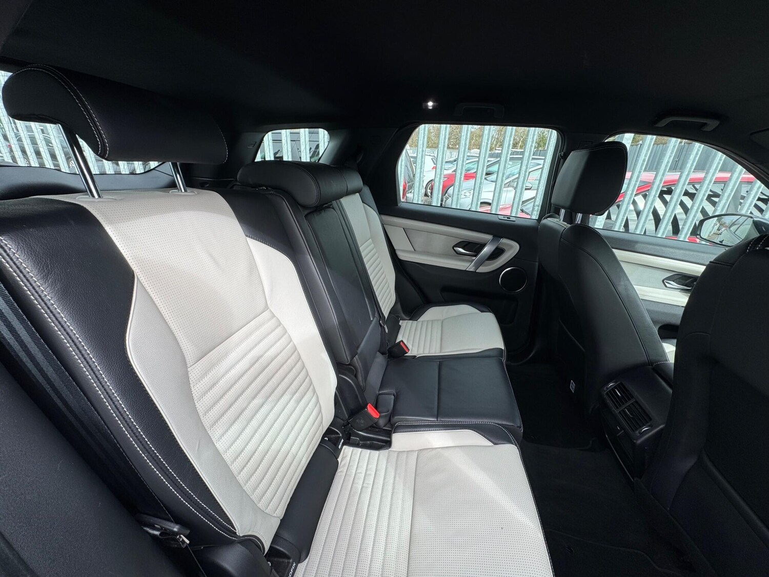 Used Land Rover Discovery Sport 2021 for sale - 78019230: Photo 43