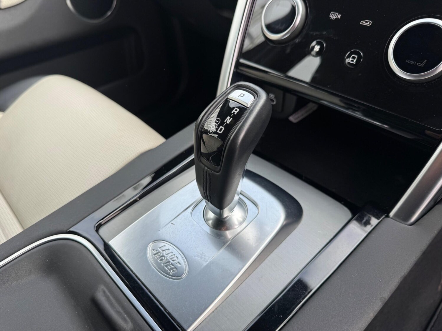 Used Land Rover Discovery Sport 2021 for sale - 78019230: Photo 57