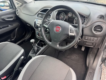 Used Fiat Punto 2012 for sale - 79412795: Photo