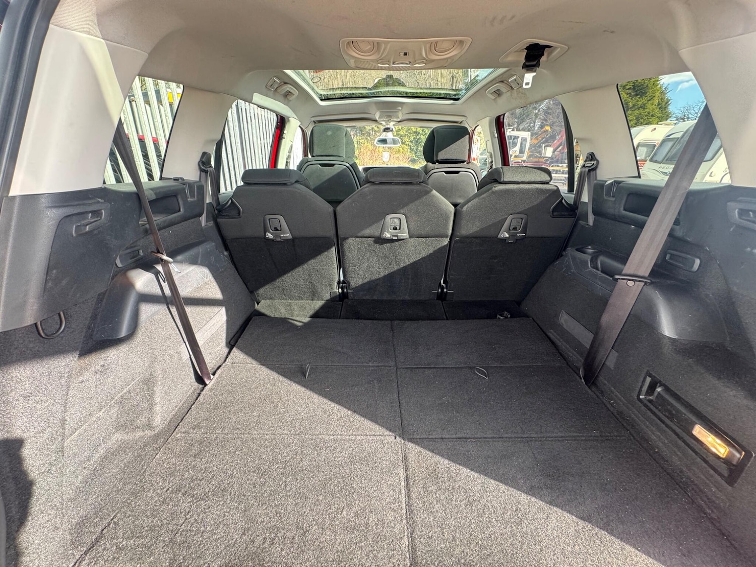 Used Citroen Grand C4 Picasso 2014 for sale - 78085803: Photo 14