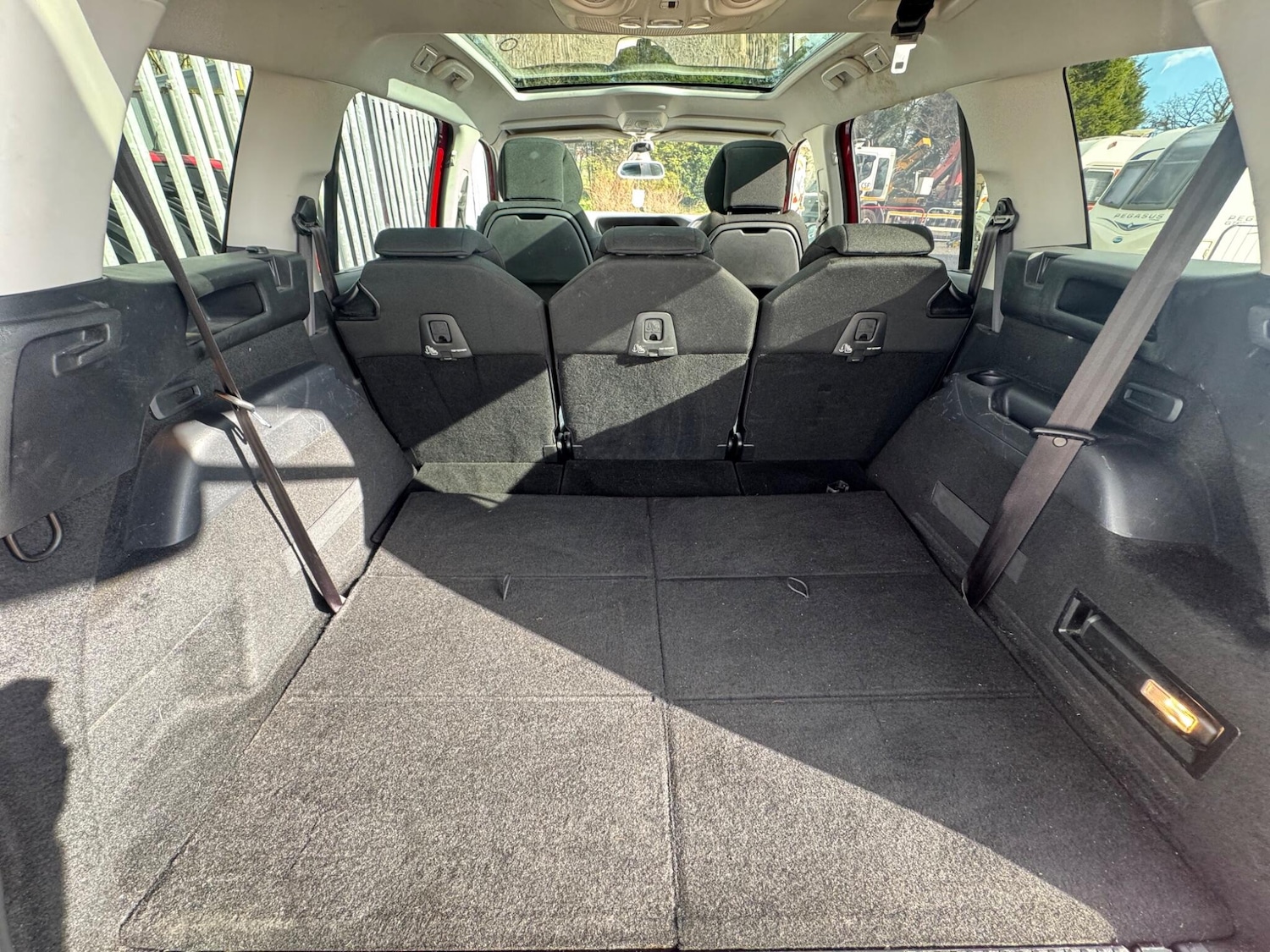 Used Citroen Grand C4 Picasso 2014 for sale - 78085803: Photo 15