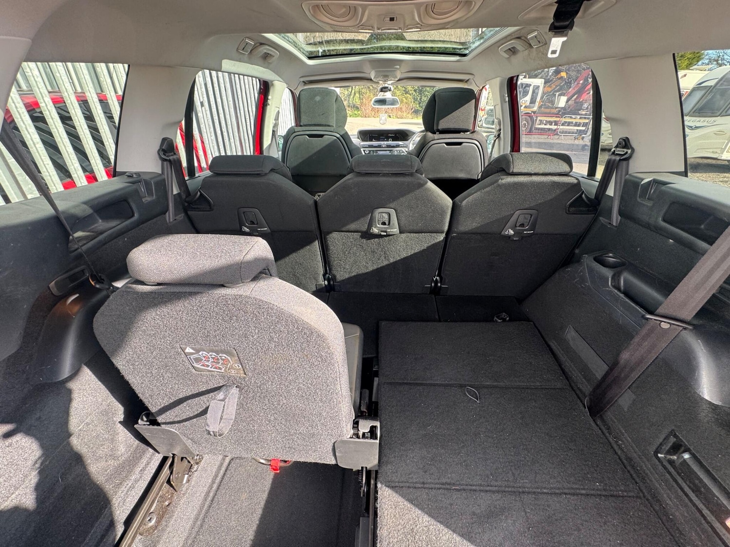 Used Citroen Grand C4 Picasso 2014 for sale - 78085803: Photo 18