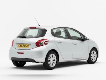 Used Peugeot 208 2013 for sale - 78417229: Photo