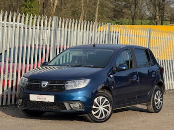Used Dacia Sandero 2017 for sale - 78019397: Photo
