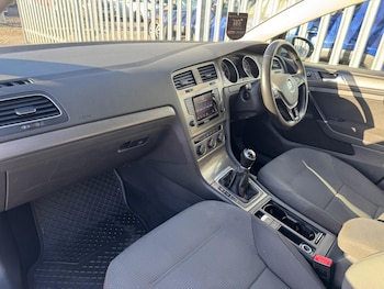 Used Volkswagen Golf 2013 for sale - 78019784: Photo