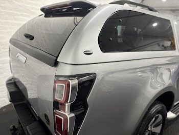 Used Isuzu D-Max 2023 for sale - 76126490: Photo