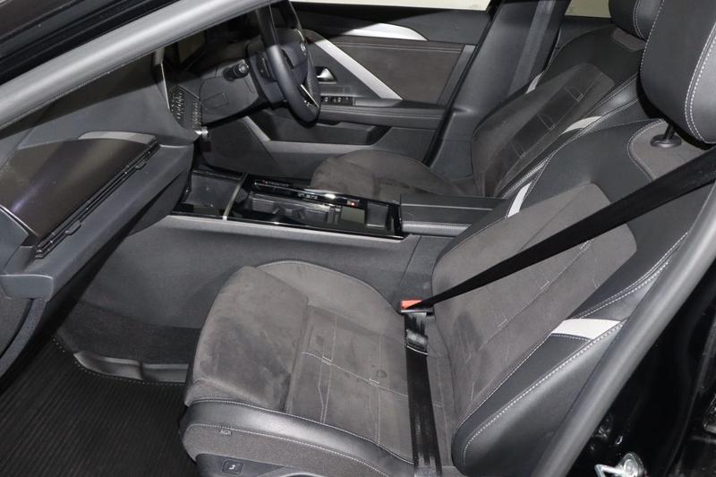 Used Vauxhall Astra 2024 for sale - 76101732: Photo 11