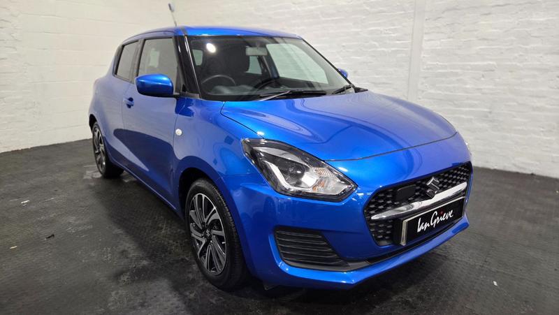 Used Suzuki Swift 2023 for sale - 76101753: Photo 1