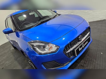 Used Suzuki Swift 2023 for sale - 76101753: Photo 4