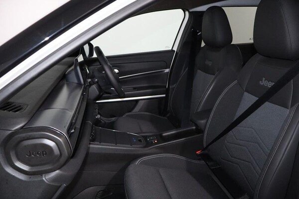 Used Jeep Other 2023 for sale - 76242935: Photo 11