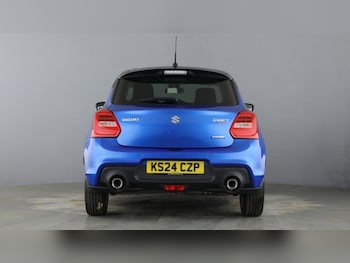 Used Suzuki Swift 2024 for sale - 77240265: Photo