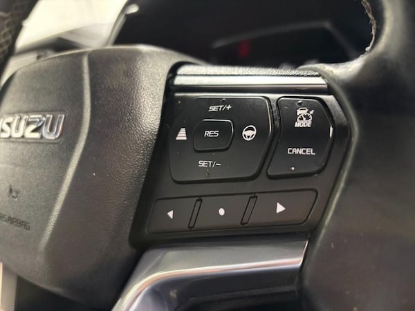 Used Isuzu D-Max 2023 for sale - 75118299: Photo 22