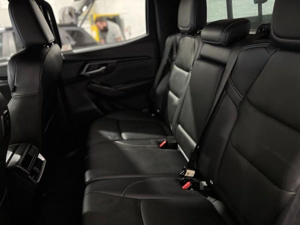 Used Isuzu D-Max 2023 for sale - 75118299: Photo 43