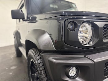 Used Suzuki Jimny 2023 for sale - 75982552: Photo 2