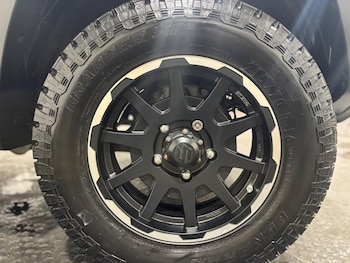 Used Suzuki Jimny 2023 for sale - 75982552: Photo 4