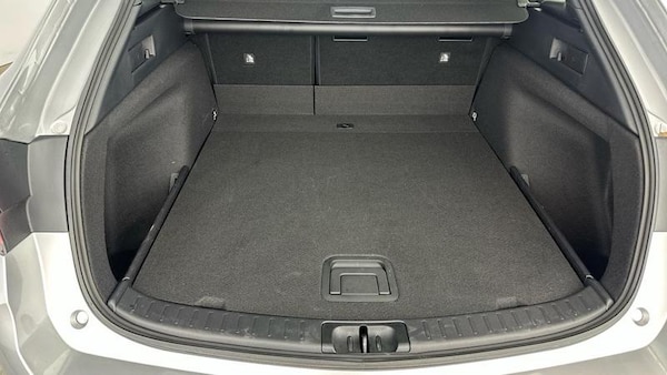 Used Suzuki Swace 2025 for sale - 76242931: Photo 6