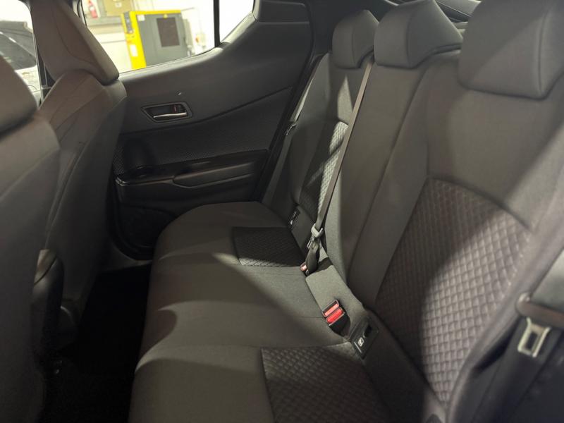 Used Toyota C-HR 2020 for sale - 75945283: Photo 9